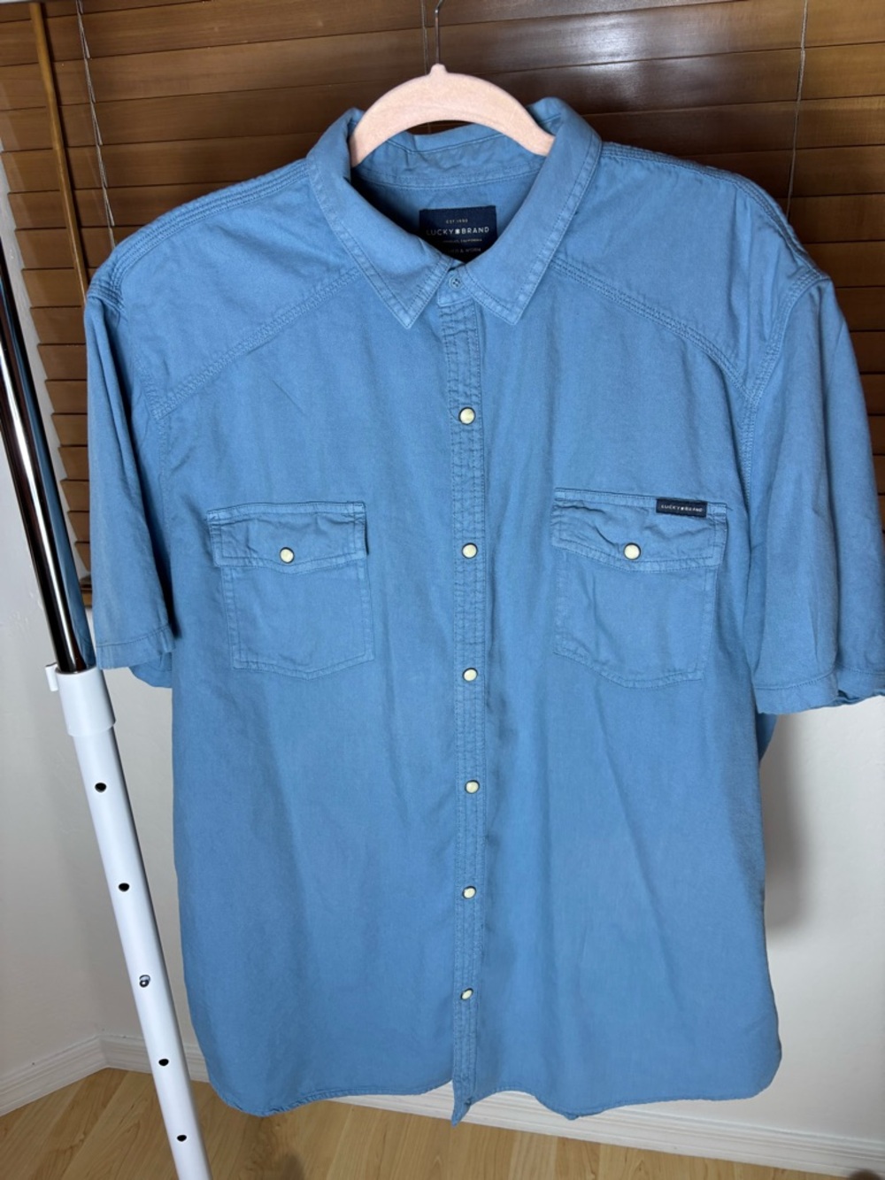 Lucky Brand Men's Slate Blue Short-Sleeve Button-Down Shirt